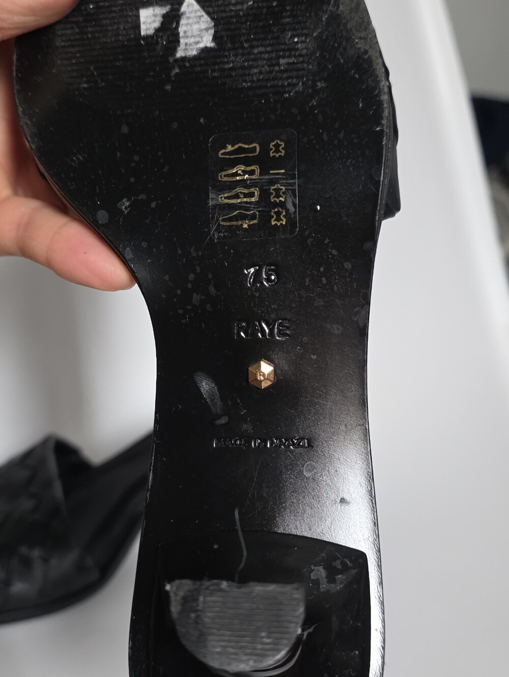 Raye heels-model Santos Heel Size 7.5 - Picture 4 of 5